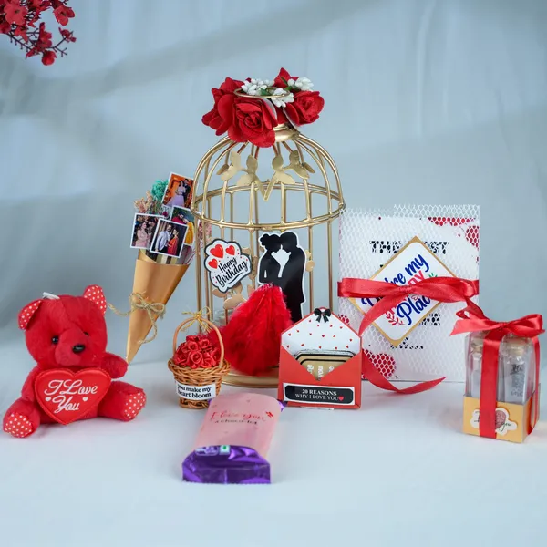 Premium_Metallic_Cage_Love_Hamper_Birthday