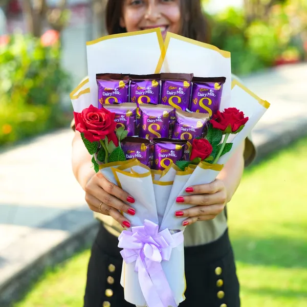 Dairy_Milk_Silk_Chocolate_Bouquet_With_Roses_Default_Title