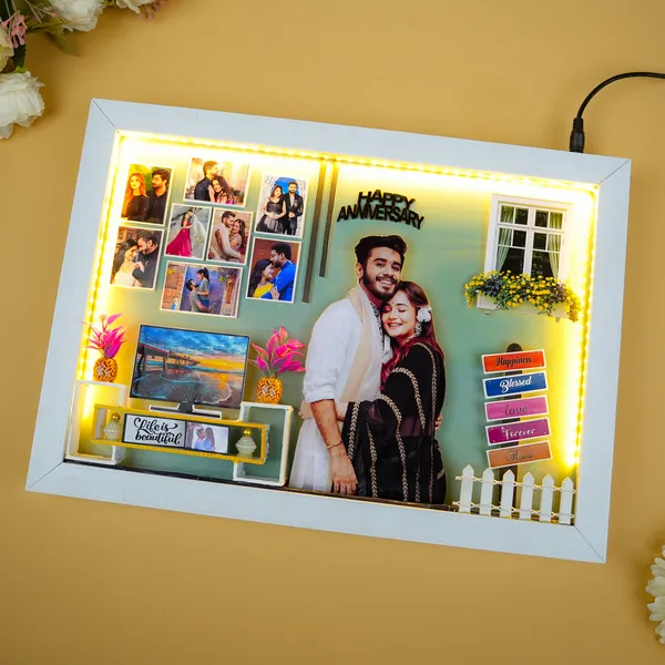 Happily_Ever_After_Miniature_Frame_With_Acrylic_Glass_250