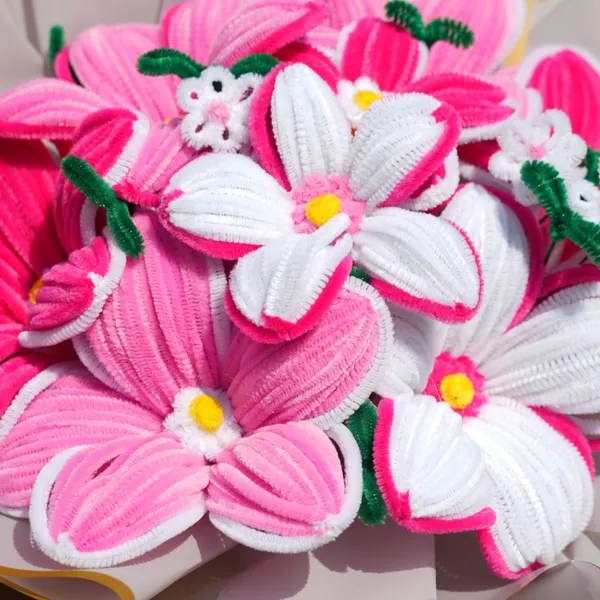 Handmade_Pink_White_Flower_Bouquet_With_Led_Lights