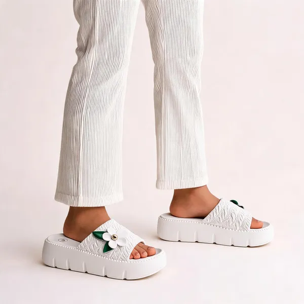 Fabbmate_Stylish_Flower_Design_Heel_Wedges_Flip_Flops_Slippers_Sandal_For_Girls
