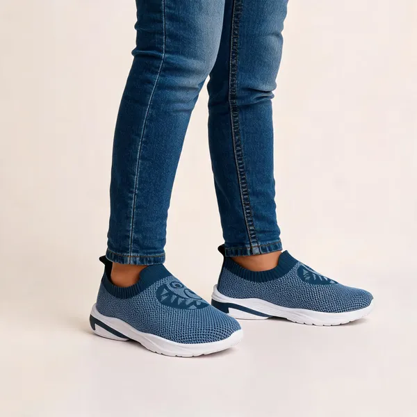Fabbmate_Comfortable_Slip-On_Walking_Shoes_Sports_Running_For_Boys_&_Girls