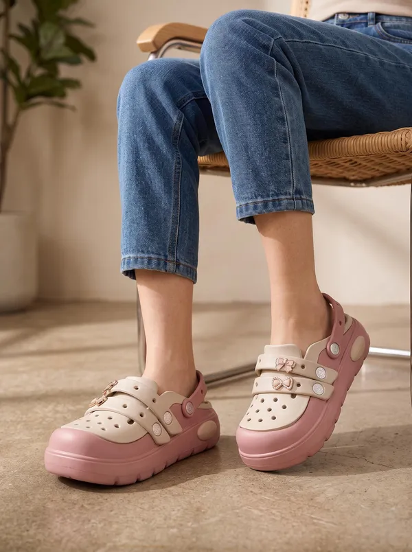 Fabbmate_Women_&_Girls_Waterproof_Heel_Clogs_Sandals,_Girls_Clogs,_Women_Clogs_Sandals,_Sandals,_Women_Clogs_Sandals,_Ladies_Sandals,_Girls_Clogs_Light_Weight_,_Comfortable_Sandals_Women_Pack_of_1