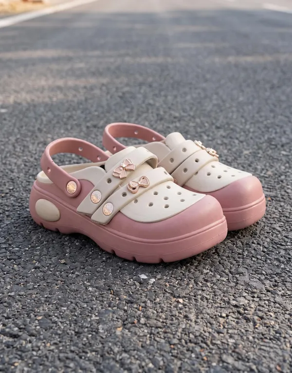 Fabbmate_Women_&_Girls_Waterproof_Heel_Clogs_Sandals,_Girls_Clogs,_Women_Clogs_Sandals,_Sandals,_Women_Clogs_Sandals,_Ladies_Sandals,_Girls_Clogs_Light_Weight_,_Comfortable_Sandals_Women_Pack_of_1