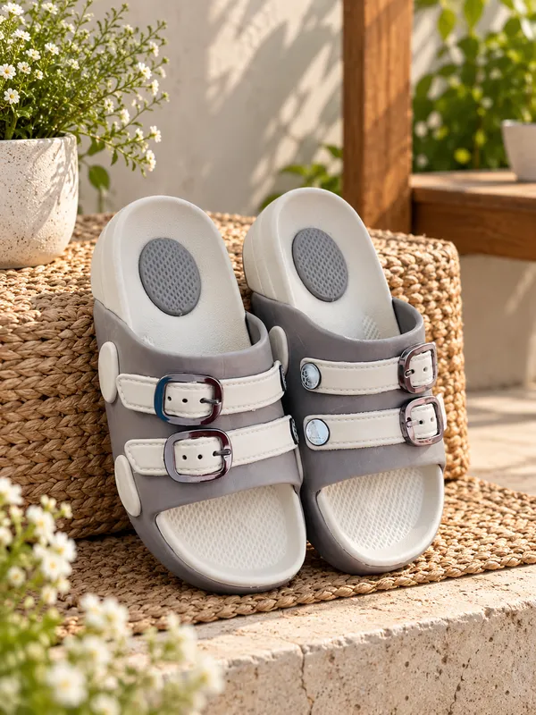 Fabbmate_Women_&_Girls_Waterproof_Heel_Clogs_Sandals,_Girls_Clogs,_Women_Clogs_Sandals,_Sandals,_Women_Clogs_Sandals,_Ladies_Sandals,_Girls_Clogs_Light_Weight_,_Comfortable_Sandals_Women_Pack_of_1