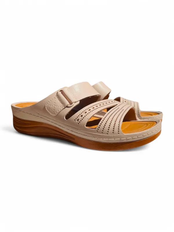 Fabbmate_Women_&_Girls_Trendy_Water_proof_Summers_Slipper,_Flip_Flop,_Slippers_for_Women,_Girls_Slippers,_Casual_Slipper,_Daily_Wear_Slippers,_Chappal,_Women_Chappal,_for_Women_&_Girls_Pack_of_1