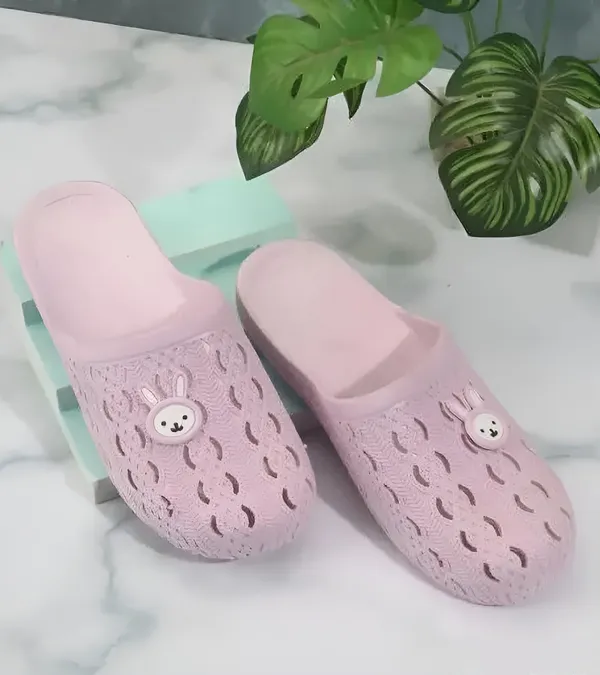 Fabbmate_Women_&_Girls_Trendy_Water_proof_Summers_Slipper,_Flip_Flop,_Slippers_for_Women,_Girls_Slippers,_Casual_Slipper,_Daily_Wear_Slippers,_Chappal,_Women_Chappal,_for_Women_&_Girls_Pack_of_1