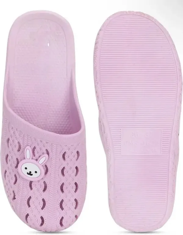 Fabbmate_Women_&_Girls_Trendy_Water_proof_Summers_Slipper,_Flip_Flop,_Slippers_for_Women,_Girls_Slippers,_Casual_Slipper,_Daily_Wear_Slippers,_Chappal,_Women_Chappal,_for_Women_&_Girls_Pack_of_1