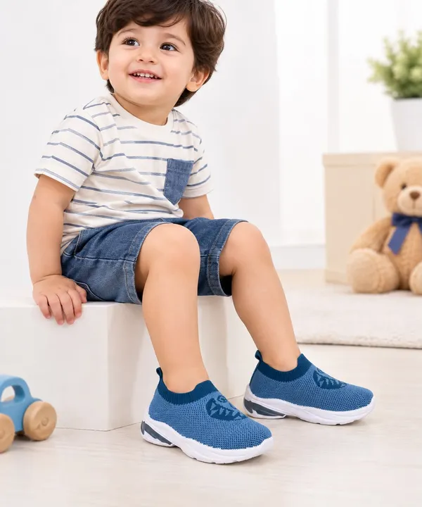 Fabbmate_Comfortable_Slip-On_Walking_Shoes_Sports_Running_For_Boys_&_Girls