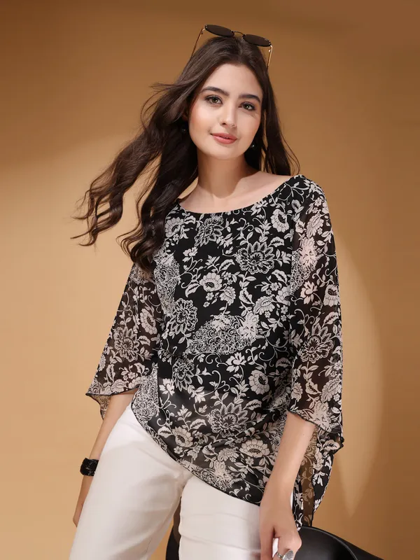 Womens_Floral_Printed_Asymmetric_Georgette_Short_Kurti