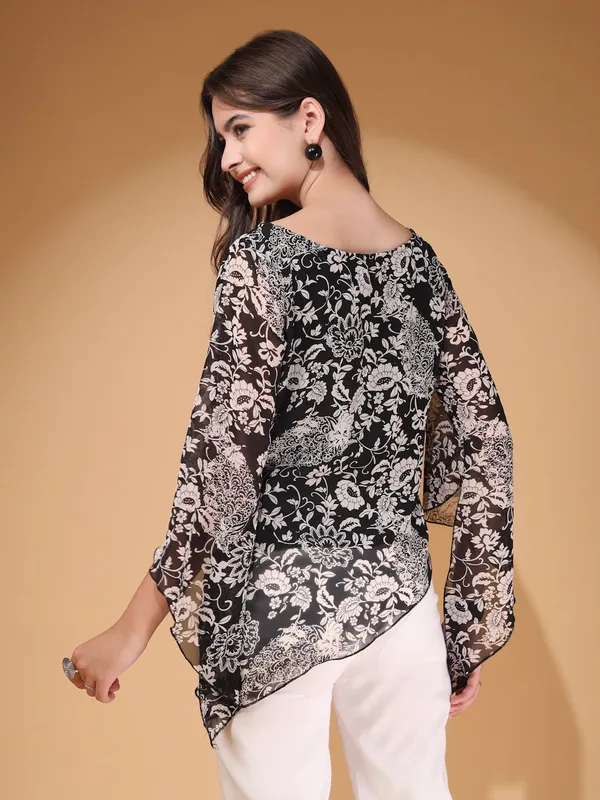 Womens_Floral_Printed_Asymmetric_Georgette_Short_Kurti