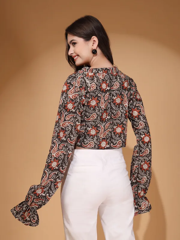 Womens_Paisley_Motif_Printed_Cropped_Top