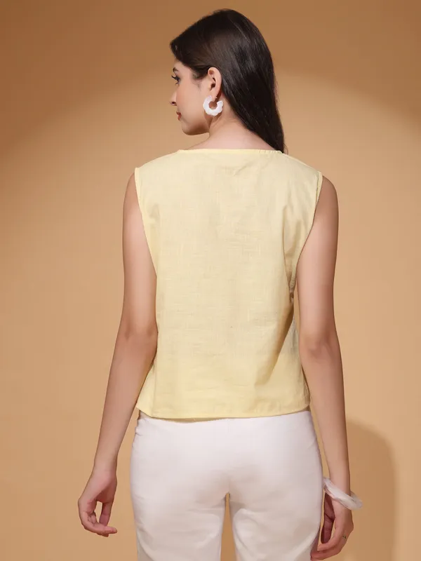 Solid_Yellow_Top