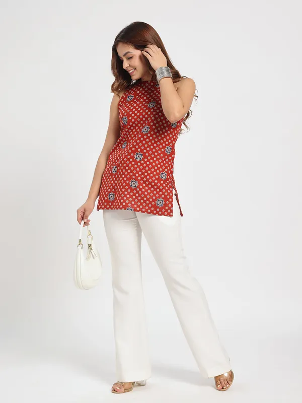 Womens_Rust_Red_Printed_High_Neck_Sleeveless_Top