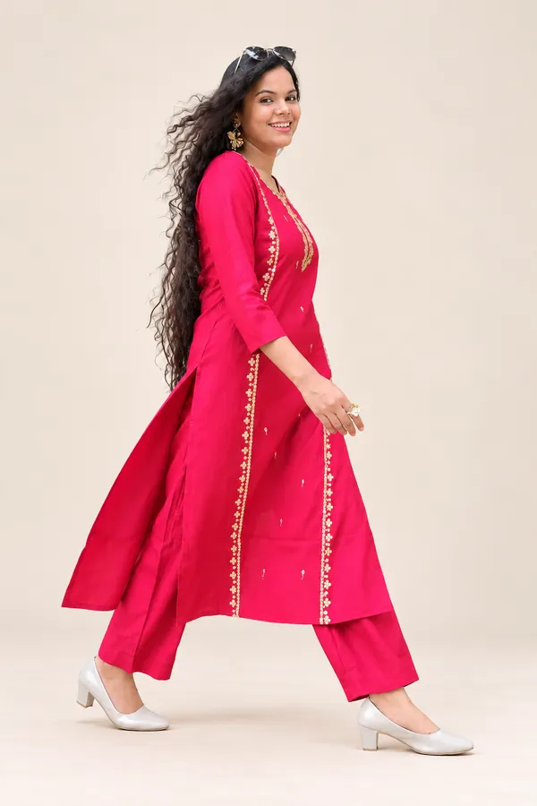 Magenta_Pink_Embroidered_Kurta_with_Wide-Leg_Palazzo_Set_for_Women