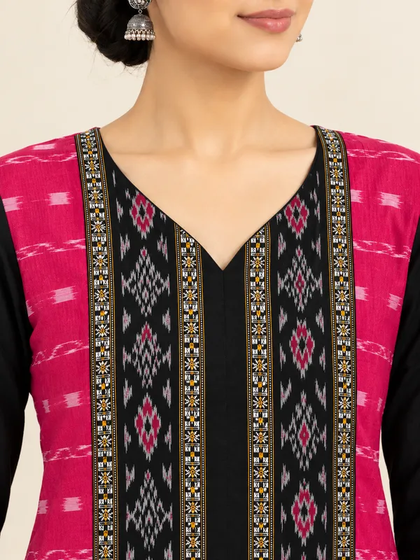 Pink_Cotton_Printed_Straight_Kurta_For_Women