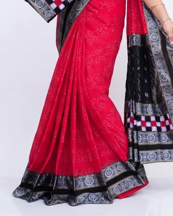Red_And_Black_Cotton_Printed_Saree_For_Women