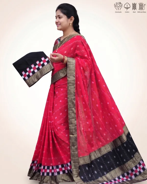 Red_Cotton_Handloom_Zari_Border_Saree_For_Women