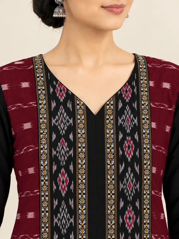 Maroon_Cotton_Printed_Straight_Kurta_For_Women