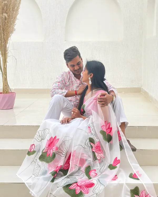 White_Sheer_Floral_Print_Saree_For_Women