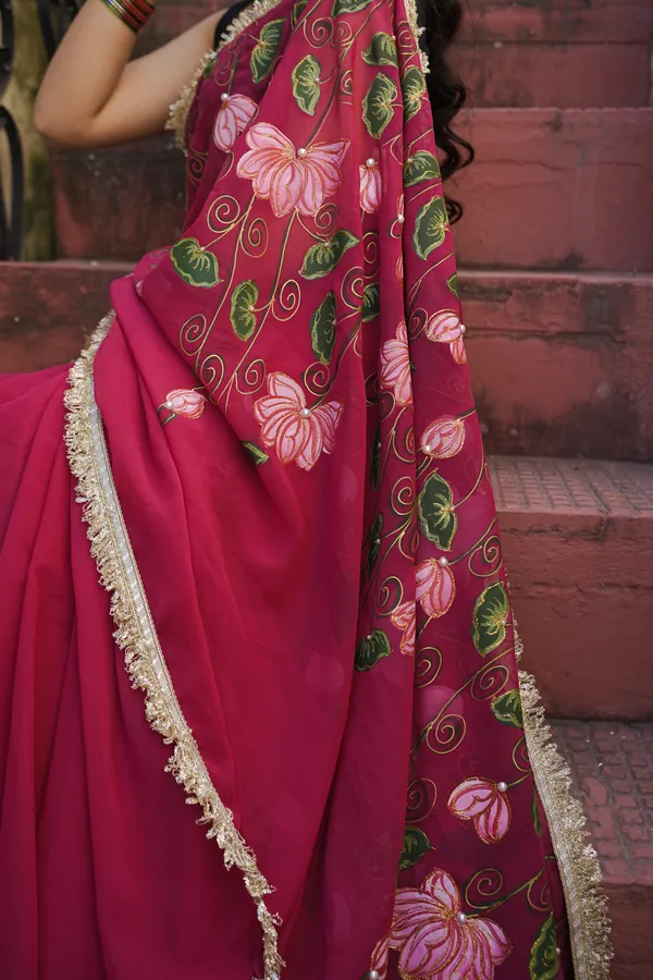 Magenta_Floral_Print_Saree_for_Women