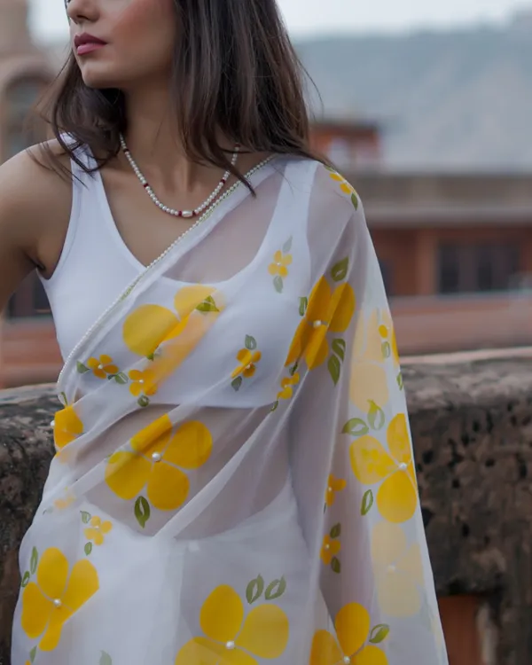 White_Floral_Print_Saree_for_Women