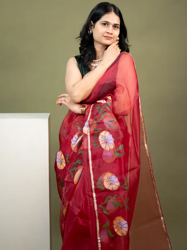 Red_Floral_Print_Saree_for_Women