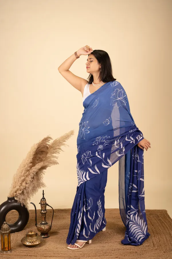 Blue_Floral_Print_Saree_for_Women