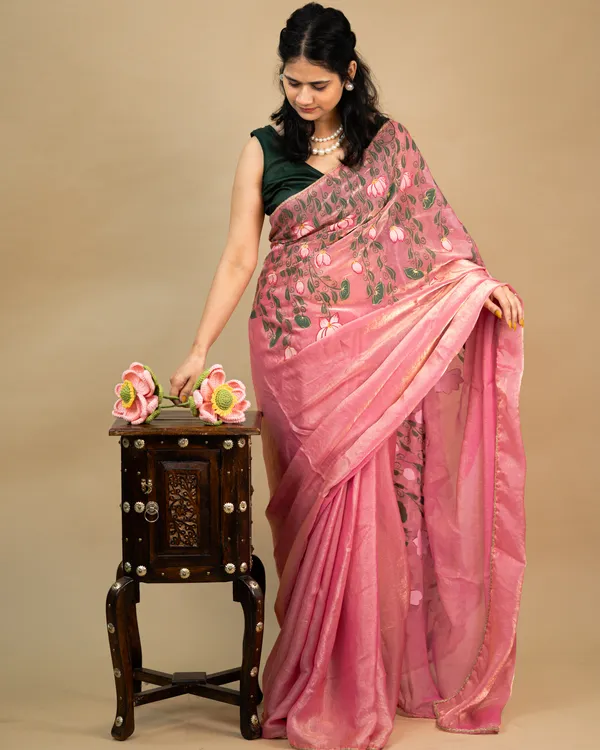 Pink_Floral_Printed_Saree_for_Women