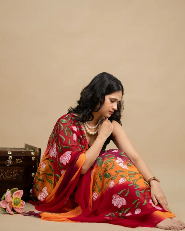 Orange_Red_Floral_Print_Saree_For_Women