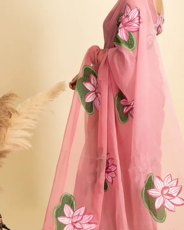 Pink_Floral_Print_Saree_for_Women