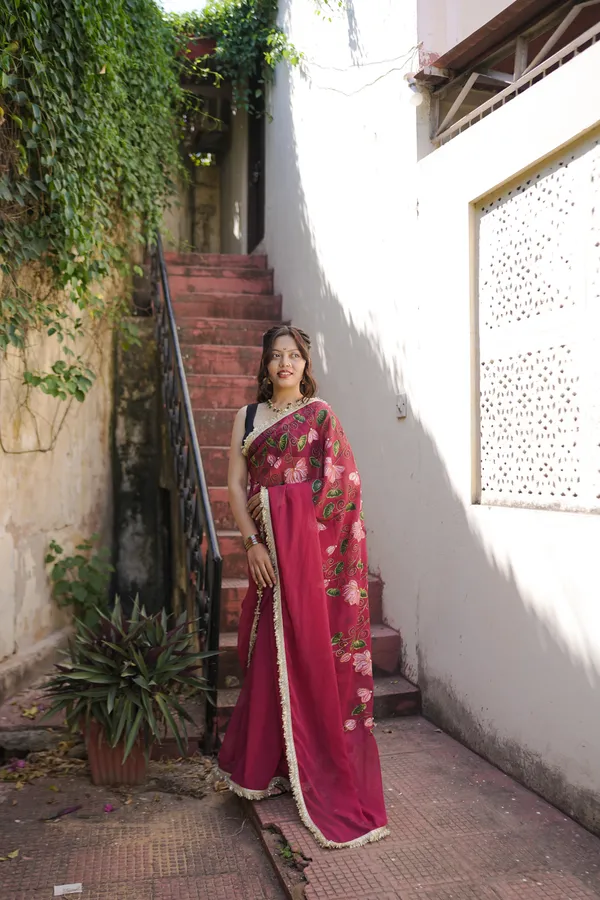 Magenta_Floral_Print_Saree_for_Women
