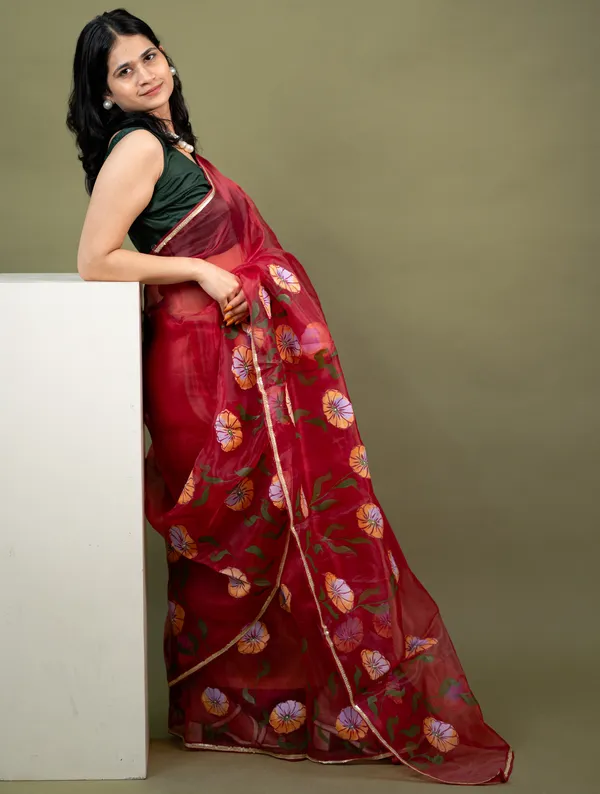 Red_Floral_Print_Saree_for_Women