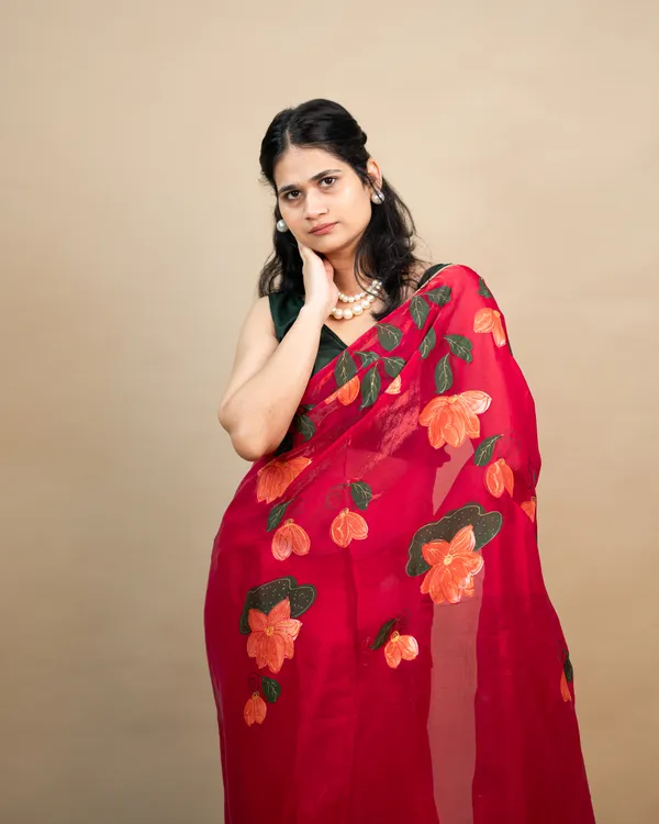 Red_Floral_Print_Saree_For_Women