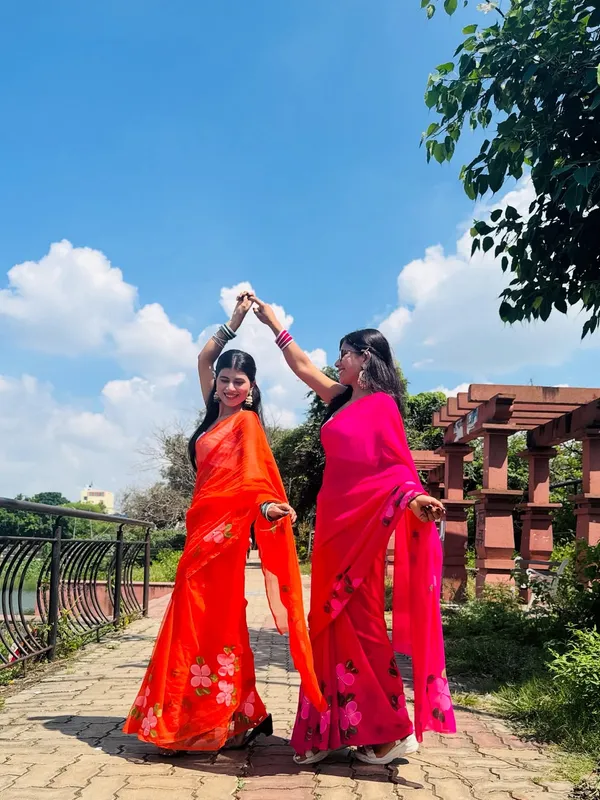 Orange_Floral_Print_Saree_for_Women