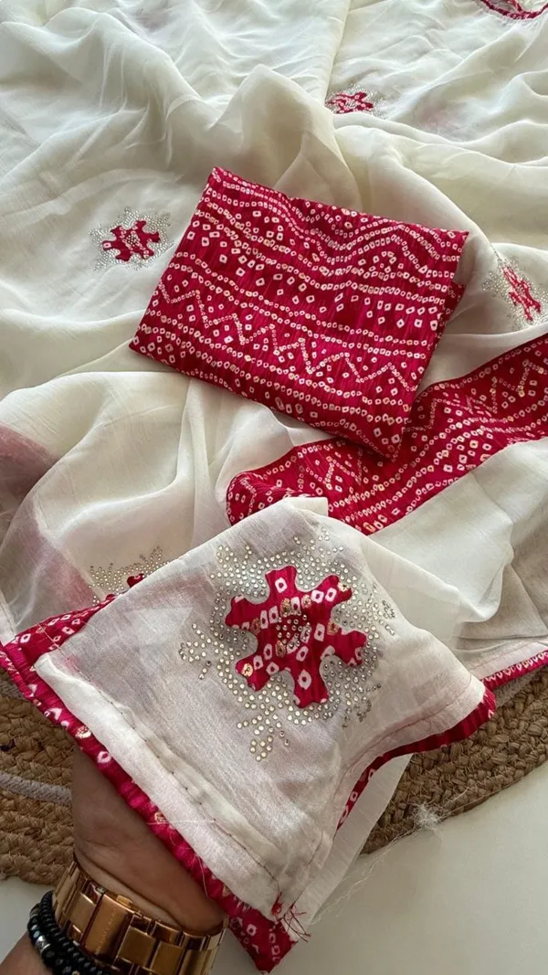 White_Chiffon_Bandhani_Saree_For_Women