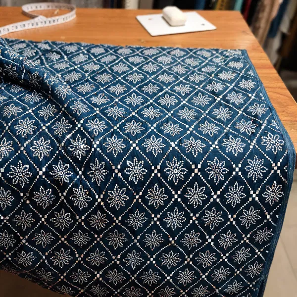 Blue_Bandhani_Pattern_Unstitched_Fabric_for_Women