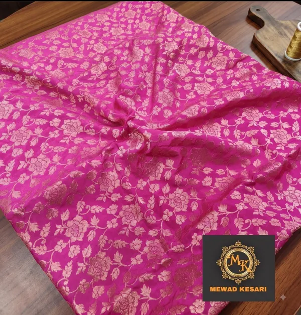 Pink_Floral_Brocade_Unstitched_Fabric_for_Women