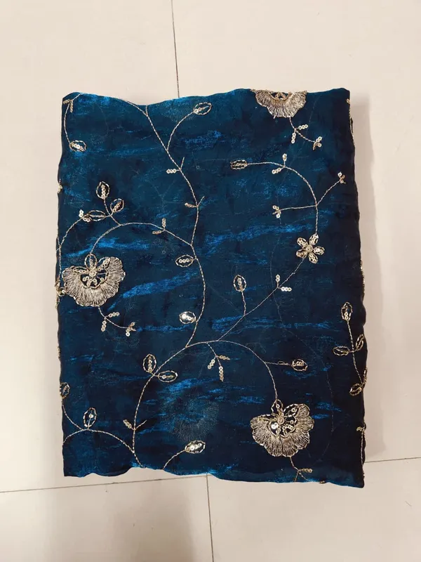 Blue_Velvet_Embroidered_Unstitched_Fabric_for_Women