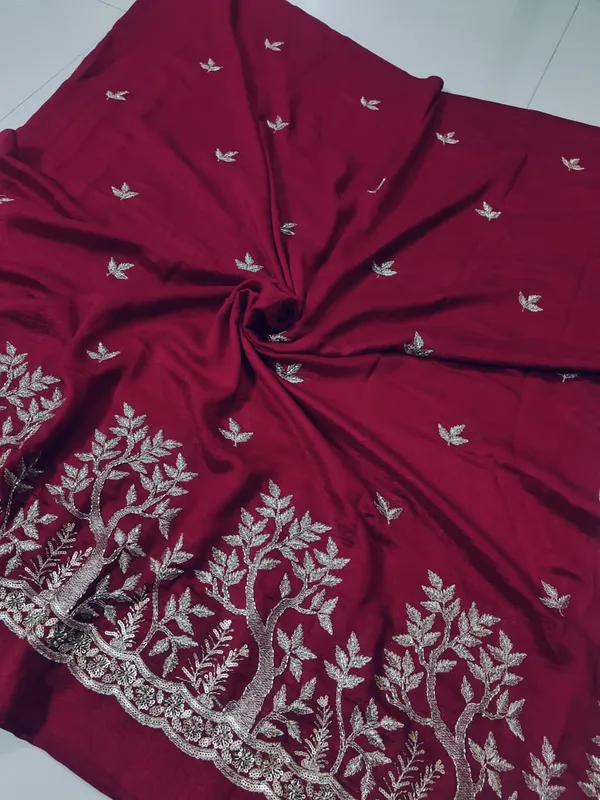 Maroon_Embroidered_Ethnic_Saree_for_Women