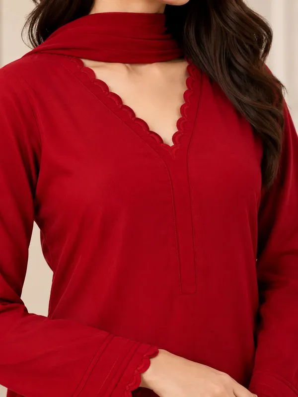 Red_Velvet_Anarkali_Suit_Set_For_Women