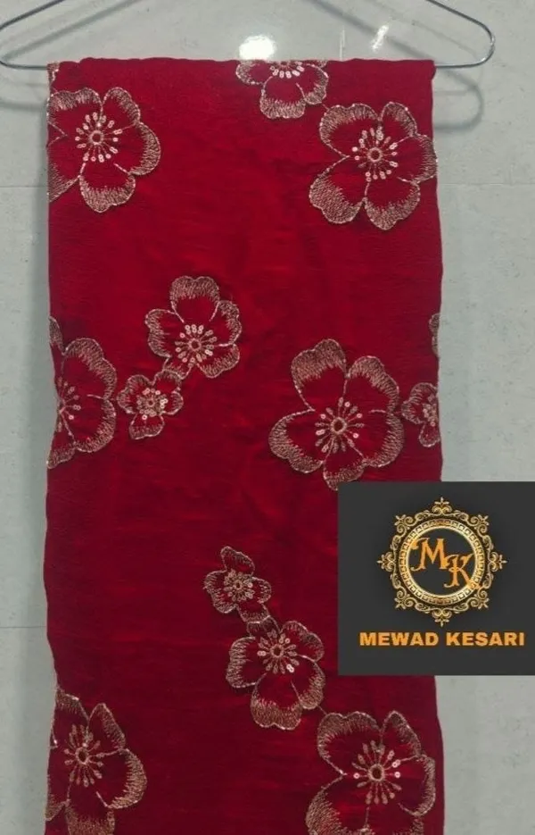 Red_Floral_Embroidered_Saree_For_Women