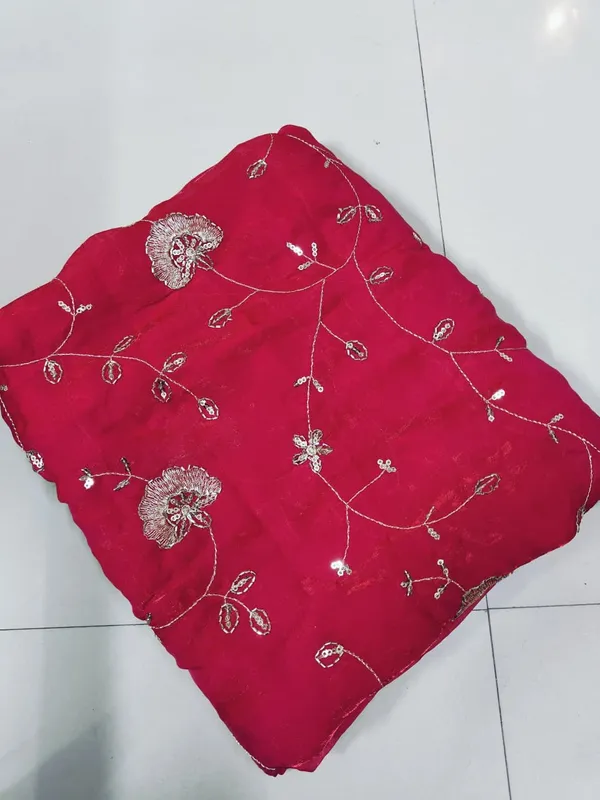 Red_Embroidered_Dupatta_for_Women