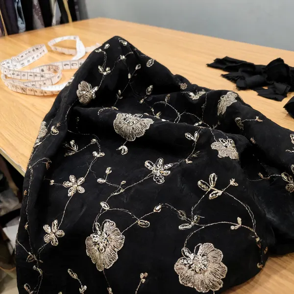 Black_Velvet_Floral_Embroidered_Dress_Material_For_Women