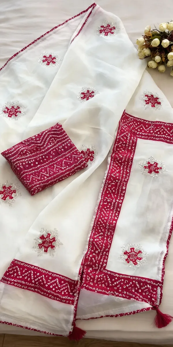 White_Chiffon_Bandhani_Saree_For_Women