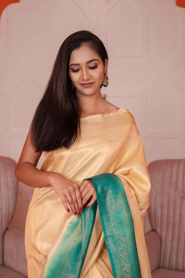 Soft_Silk_Saree_Cashmere