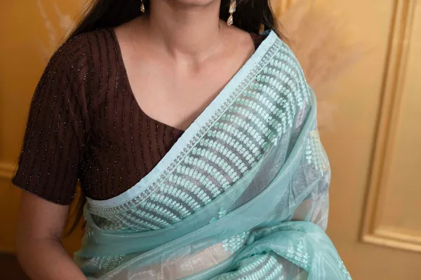 Soft_Tissue_Saree_Shadow_Green