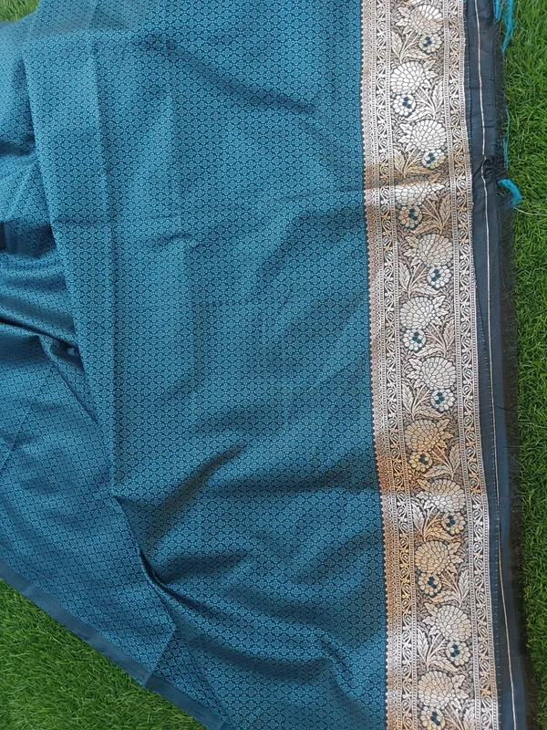 Banaras_Silk_Saree_Blue_Whale