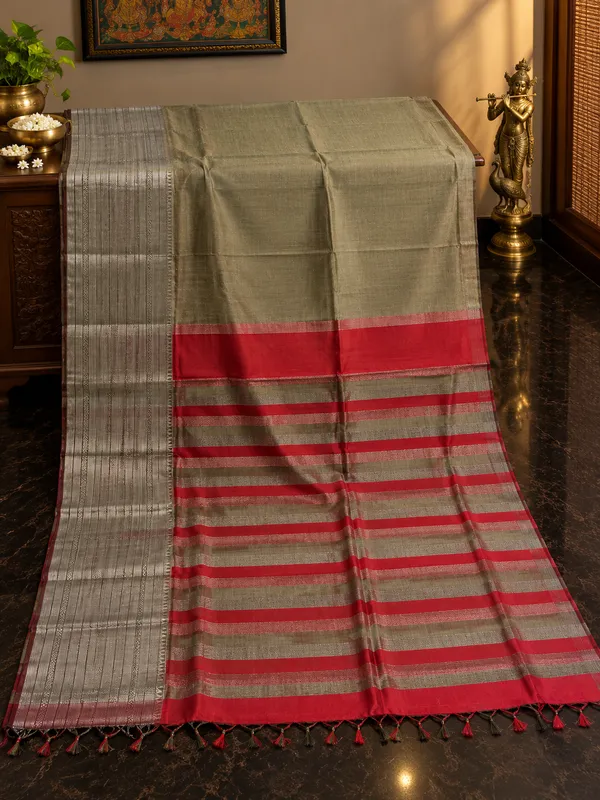 Olive_Green_Mangalgiri_Silk_Kanchi_Border_Saree_For_Women
