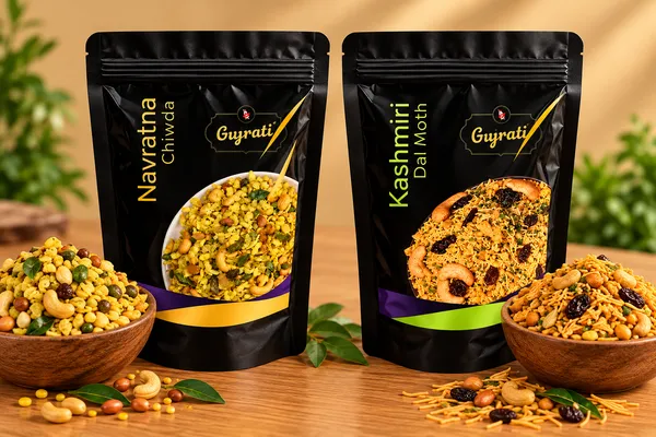Santripti_Gujarati_Farsan_Mixture_&_Kashmiri_Dal_Moth_Namkeen_Pack_Of_2